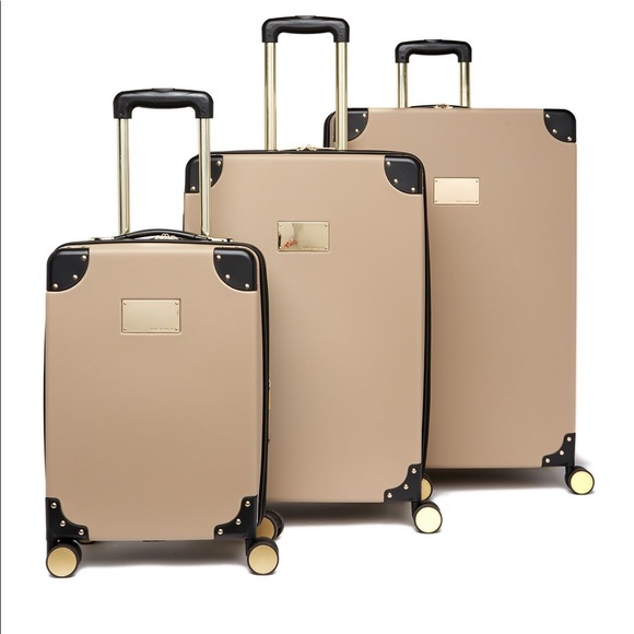vince camuto luggage set